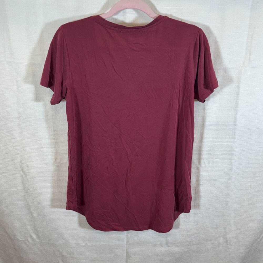 Short-Sleeve - Picture 2 of 2